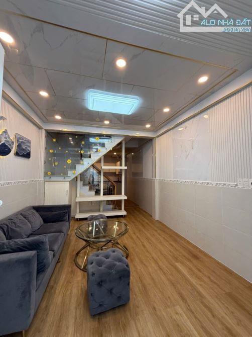 BÁN NHÀ NHỈNH 4 TỶ- sát mặt tiền đuờng- hàng xóm khu cityland gò vấp - 4