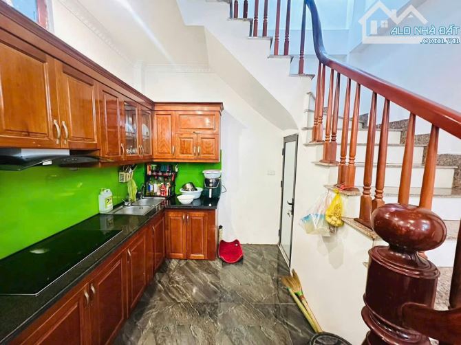HIẾM! Bá-n nhà đường Phan Đình Giót-La Khê, Gần chợ Bia Bà, nhà 4T- DT33m ÔTÔ GẦN, KD TỐT - 4