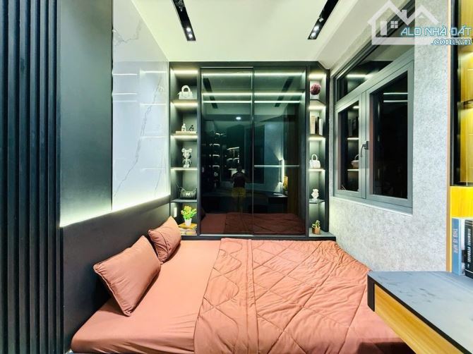 THỐNG NHẤT GÒ VẤP.  3 TẦNG. KHU VIP CAO TẦNG - LÔ GÓC 2MT KO LỘ GIỚI - HẺM XE TẢI THÔNG BỜ - 4