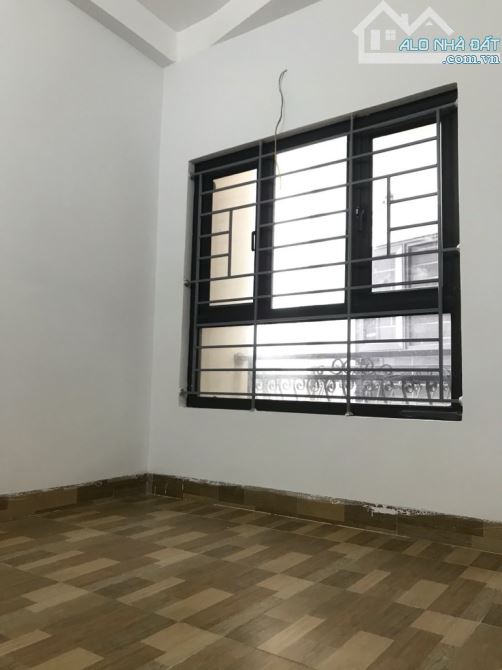 BÁN GẤP NHÀ ĐẸP - ĐỒNG NHÂN, ĐÔNG LA, HOÀI ĐỨC – Ô TÔ ĐỖ CỔNG – 30M² x 3 TẦNG – CHỈ 3,68 T - 5