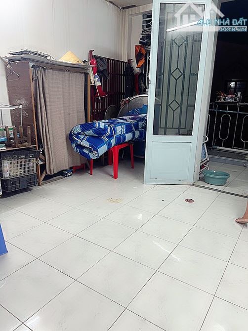 NHÀ ĐẸP (5x19), HẺM OTO TRÁNH,LÊ VĂN LƯƠNG, NHƠN ĐỨC, CHỈ 4,2 TỈ - 5