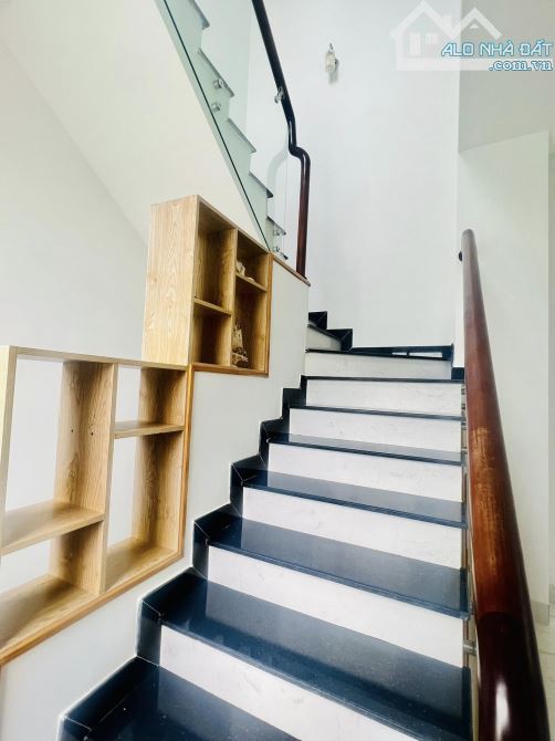 🏡 CẦN BÁN Nhà 1 trệt 2 lầu (3PN, 3WC) – Hẻm Cô Bắc, P.4 – 73,5m² – 4,95tỷ – dòng tiền sẵn - 5