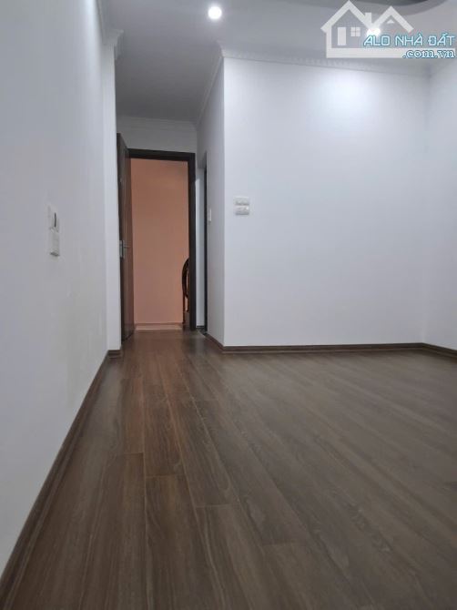 CẦN BÁN NHÀ MỚI XÂY KHUYẾN LƯƠNG 5 TẦNG, Ô TÔ ĐỖ CỔNG NHỈNH 6 TỶ. - 5