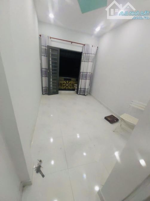 Nhà Bình Thạnh giá 5ty5 1 trệt 3 lầu 7 phòng cho thuê - 5