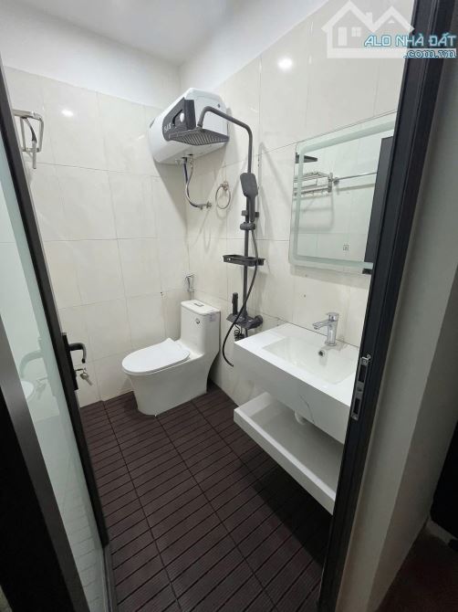 🏠Bán nhà 4 tầng Trước cửa 2 Oto tránh nhau- hoàng quý- lê chân- 2,86 tỷ- 25m2 - 5