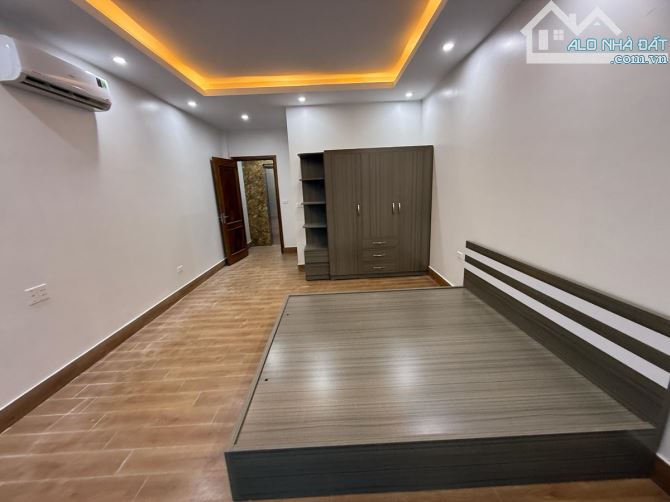 VĂN CHƯƠNG-ĐỐNG ĐA-6 TẦNG THANG MÁY-FULL NỘI THẤT-2 THOÁNG-Ở NGAY- 15M RA Ô TÔ - 9.3 TỶ - 5