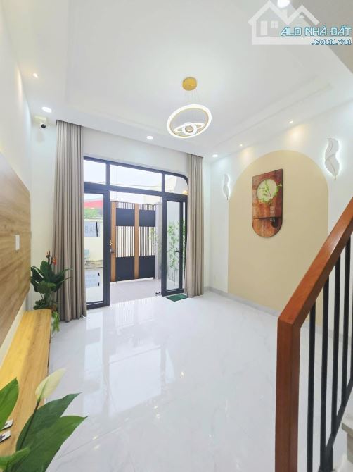 Chính Chủ Bán Nhà Đẹp 52m2 - 3 Tầng Mới 100% - Hẻm Xe Hơi 6m - Thủ Đức (Q9 cũ) - 5
