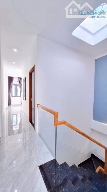 BÁN NHÀ PHỐ 2 LẦU- 1 TRỆT  – KDC BỬU HÒA - 5