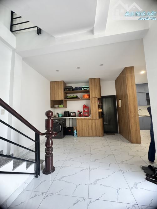 Siêu phẩm đường Nguyễn Văn Quỳ ngang hơn 8m mà chỉ 106 triệu/1m2. - 5