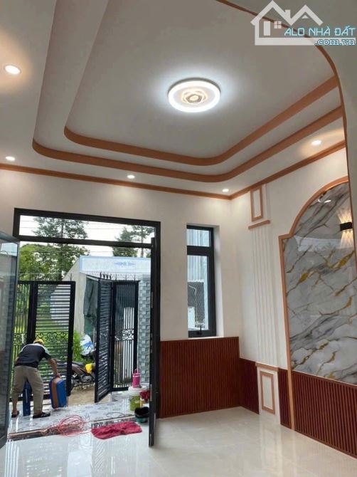 Bán gấp căn nhà Đ.Trần Văn Chẩm - củ chi - 150m2 - SHR - 885 Triệu - 5