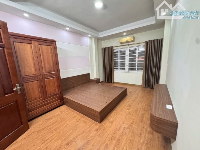Nhà Cầu Giấy 30m², 5 Tầng, Giá 7.9 Tỷ – Tiện Ích Đầy Đủ, Vị Trí Tốt - 5