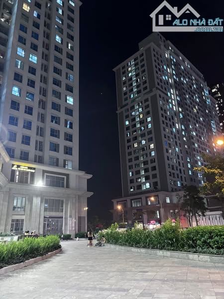 Chính chủ bán căn góc 3 ngủ 92m và 108m2 chung cư IA20 Ciputra - Nhà sẵn sổ - Tầng trung - 5