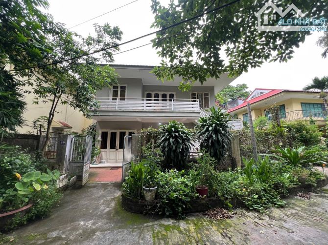 Nhà 40A Võng Thị, Tây Hồ, 175m², Mặt Tiền Rộng, Giá 60 Tỷ - Tiện ích đầy đủ, vị trí tốt. - 5