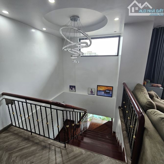 CHUNG CƯ CAO CẤP - DUPLEX 5 NGỦ, 3WC - LÔ GÓC 2 BAN CÔNG – THANH XUÂN - 5
