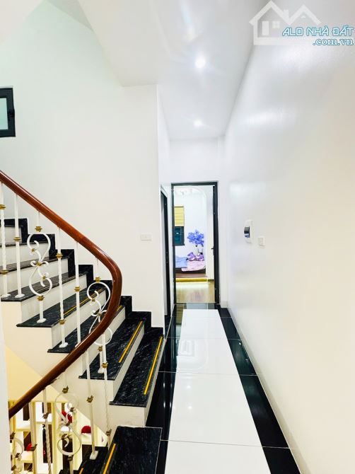 PHẢI NHANH-NHÀ HAI BÀ TRƯNG ĐẸP NỘI THẤT XỊN 4PN, NGÕ THÔNG, 20M RA OTO|DT40M2x4T_8,8TỶ