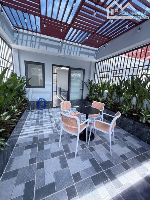 NHÀ 4 TẦNG KHU ĐỒNG BỘ THESUN HIỆN ĐẠI FULL NỘI THẤT CAO CẤP.  7TỶ 250 - 5