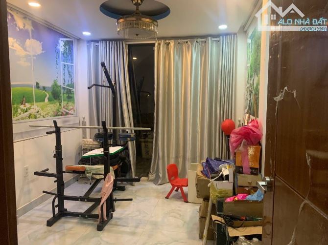 NHÀ HXH NGUYỄN VĂN QUÁ ĐHT QUẬN 12-3x11M- 4 TẦNG-3,95 TỶ - 5