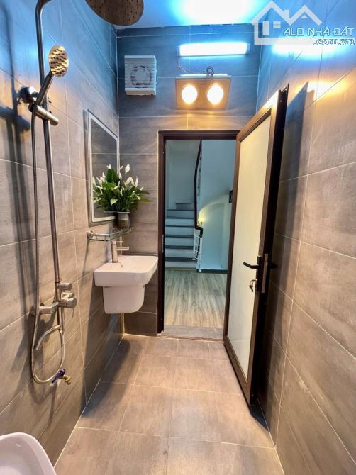 Bán nhà đẹp phố Vũ Tông Phan, 35m2, 4 tầng, quy hoạch ổn định, tương lai ra phố giá 3.9tỷ - 5