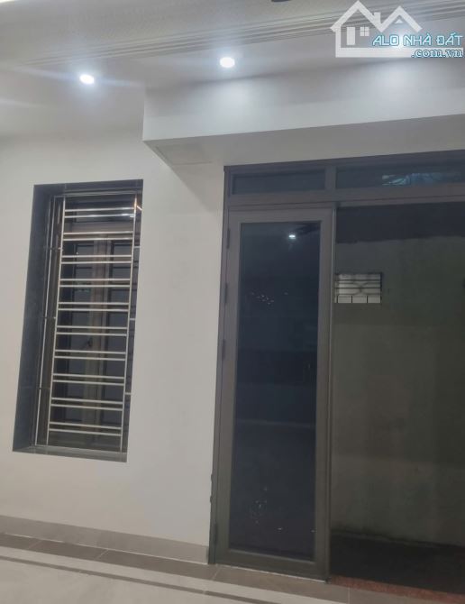 Bán nhà Ngô Gia Tự, Đằng Lâm, Hải An, Hải Phòng. 4 tầng, 44m2, 3,98 tỷ. Ngang 5,6m, ngõ 2, - 5