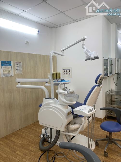 Mặt tiền đường Nguyễn Tất Thành chỉ 2,7x tỷ - 6