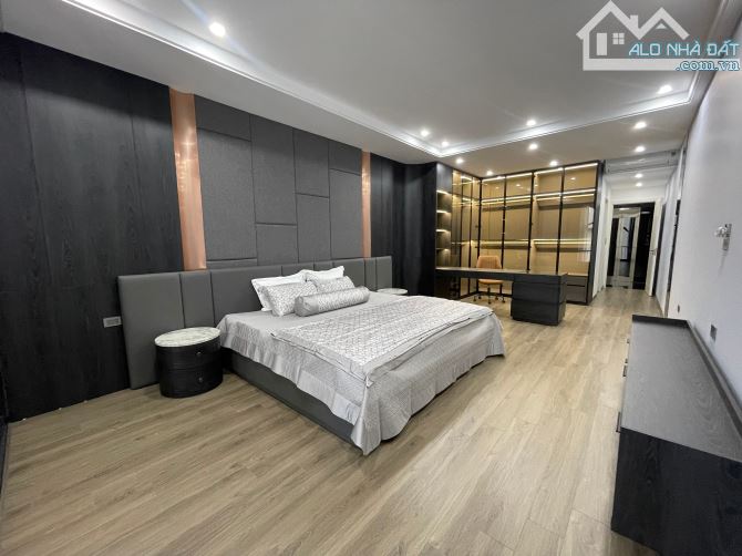 GIA CHỦ CHUYỂN CHỖ Ở RAO BÁN CĂN NHÀ NGỌC THUỴ LONG BIÊN NHÀ XÂY MỚI 5TẦNG MẶT NGÕ OTO ĐẬU - 6