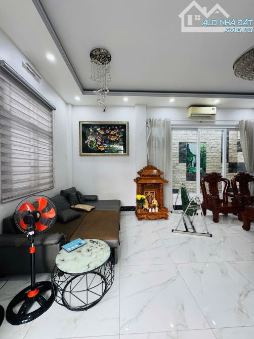 Nhà 4 Tầng 150m² - Hẻm Xe Hơi - Ngang Rộng 7m - Sổ Hồng Riêng - Giá Chào 9Tỷ6 TL - 6