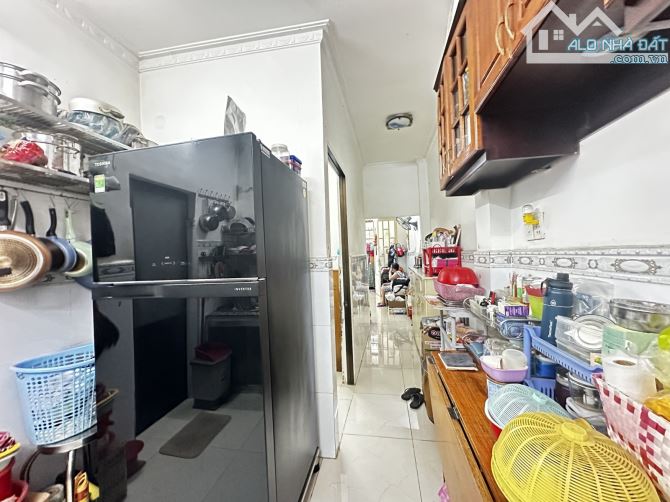 Bán Nhà Hẻm Ô tô 8M, Phạm Thế Hiển, Ngay Green River Q8, 52M2(4x13) Sổ hồng riêng, Nhỉnh 4 - 6