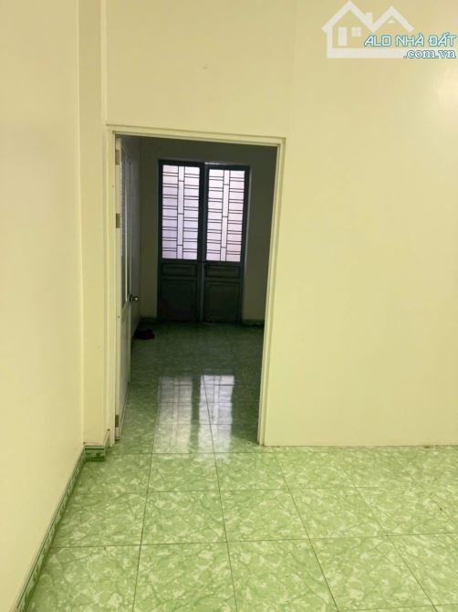 Bán nhà 2,5 tầng- trần nguyên hãn- lê chân- giá 2,55 tỷ- 54m2 - 6