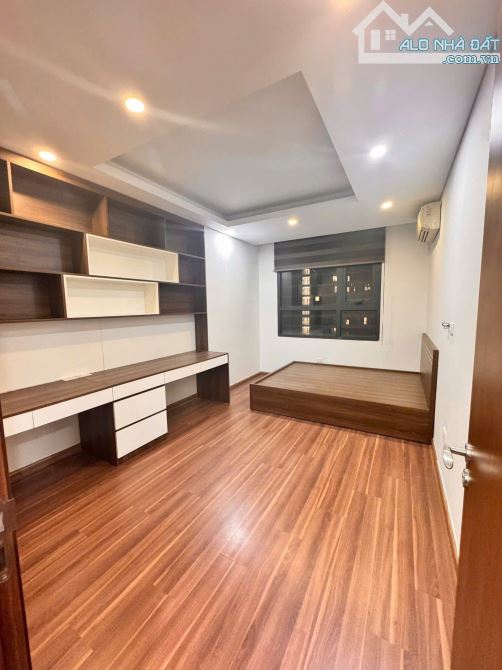 Bán căn hộ cao cấp Ngoại Giao Đoàn, full nội thất, vị trí đắc địa, Sổ đỏ chính chủ 3PN 2WC - 6