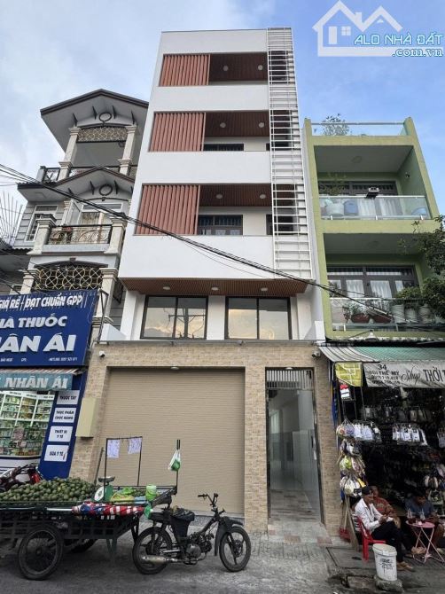 CHDV 6 tầng – 18 căn – Thang máy – PCCC đầy đủ DT:6x27 KC: 6 Tầng Có 18 P CHDV Giá:22 Tỷ - 6