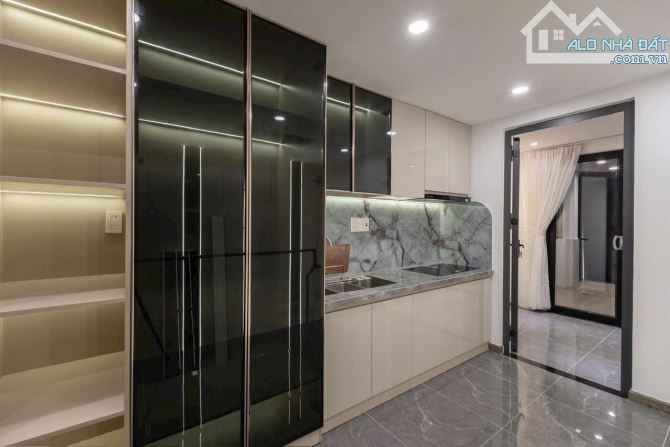 Bán căn nhà FULL NỘI THẤT đường NGUYỄN VĂN KHỐI PHƯỜNG 11 - 6