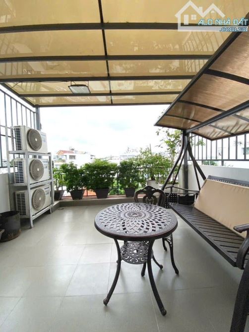 NGAY CV GIA ĐỊNH - HẺM XE HƠI - 4.4 x 14 - 5 TẦNG THANG MÁY - KHU HIẾM NHÀ BÁN - 9.5 TỶ - 6