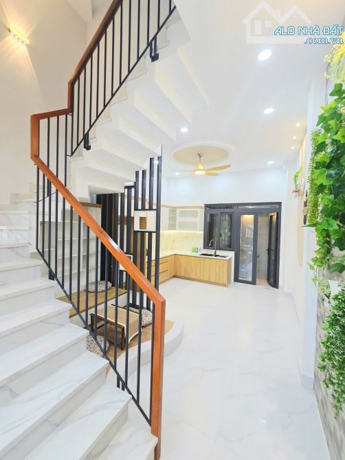 Chính Chủ Bán Nhà Đẹp 52m2 - 3 Tầng Mới 100% - Hẻm Xe Hơi 6m - Thủ Đức (Q9 cũ) - 6