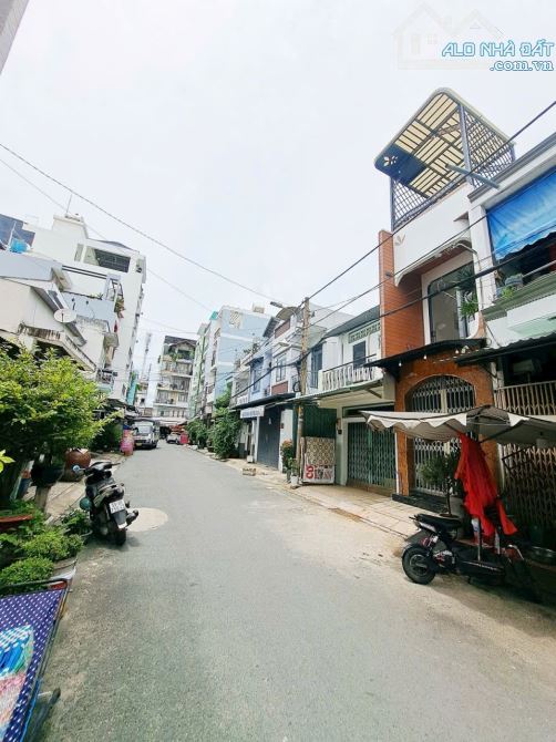 SIÊU PHẨM PHỐ ẨM THỰC NGUYỄN SƠN – TÂN PHÚ – 3 TẦNG FULL NỘI THẤT – ĐƯỜNG 8M CÓ LỀ – GIÁ C - 6