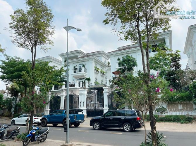 Bán Biệt Thự CityLand, 99 Nguyễn Thị Thập, P.Tân Phú, Quận 7. 14.5x25.5m, Hầm 4 Tầng - 6