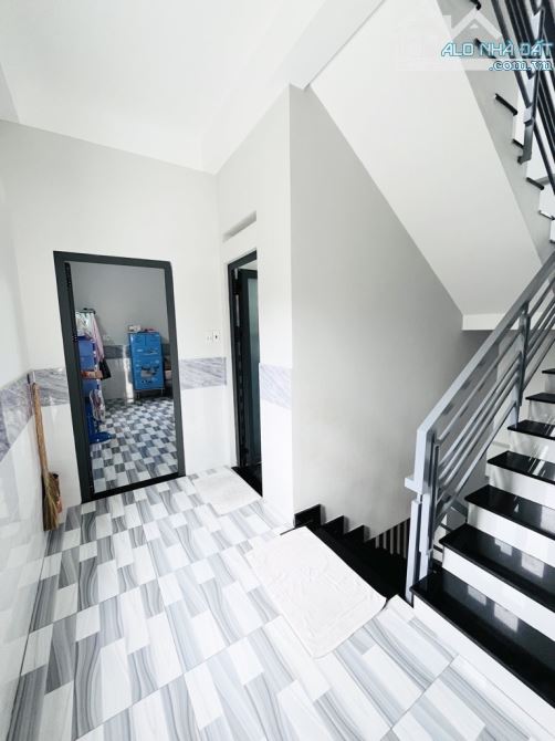 Q6  TÂN HOÀ ĐÔNG, 5,3M x 13M, 3 TẦNG BTCT, GIÁP Q11,Q5, SÁT VÒNG XOAY PHÚ LÂM, CHỈ 6.x TỶ - 6