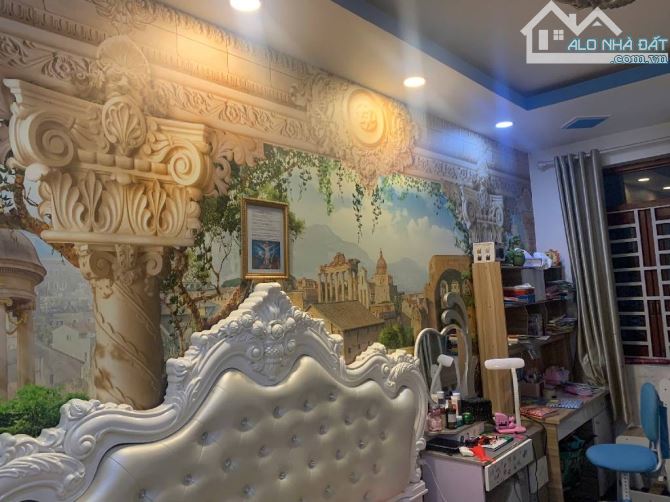 NHÀ HXH NGUYỄN VĂN QUÁ ĐHT QUẬN 12-3x11M- 4 TẦNG-3,95 TỶ - 6