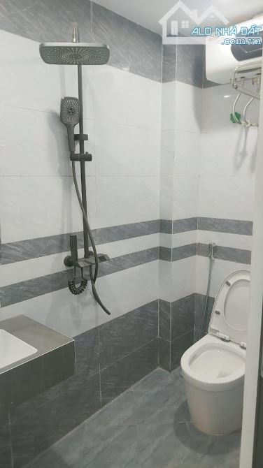 Nhà Hoàng Mai - Phố Trương Định - Ô Tô Vào Nhà - 11,1 Tỷ - 6