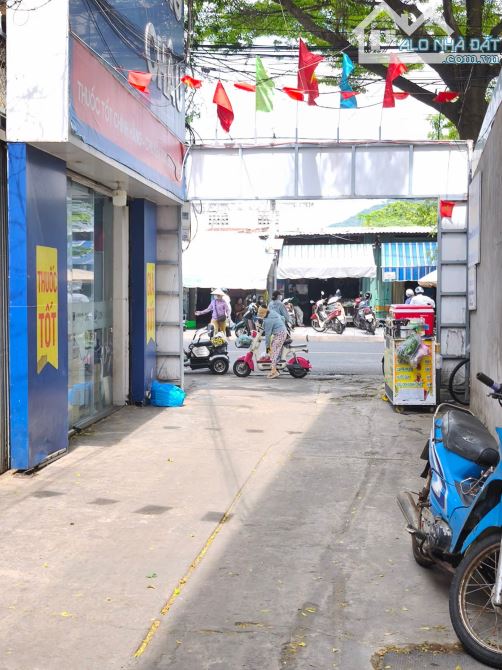 BÁN NHÀ 216M2(150M2 THỔ CƯ ĐƯỜNG NGUYỄN HIỀN GẦN BIỂN BÃI SAU GIÁ 18,5 TỶ - 6