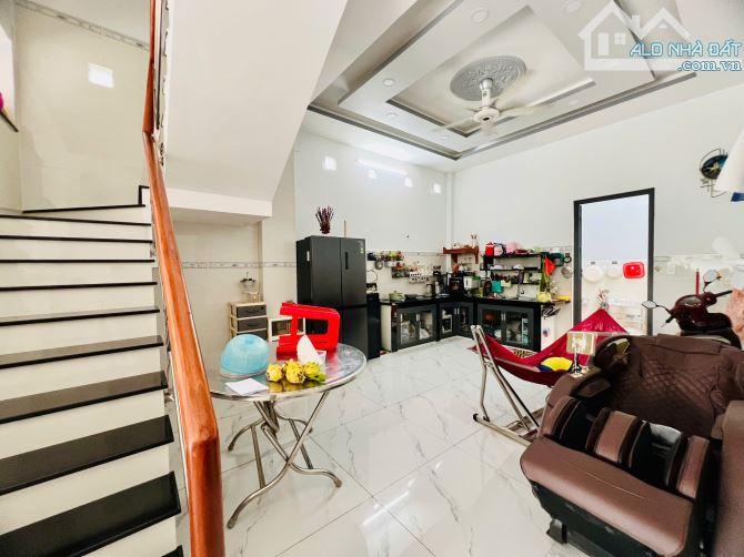 Bán nhà mới + dãy trọ 225m² Trần Thị Cờ Quận 12 TN 10tr/th - giá 15.7 tỷ sổ riêng - 7