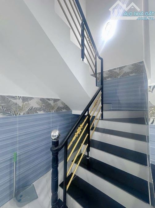 HẺM 8M NHỰA- HƯƠNG LỘ 2- BÌNH TRỊ ĐÔNG A, BÌNH TÂN -DT: 4*12M- 5 TỶ 250 - 7