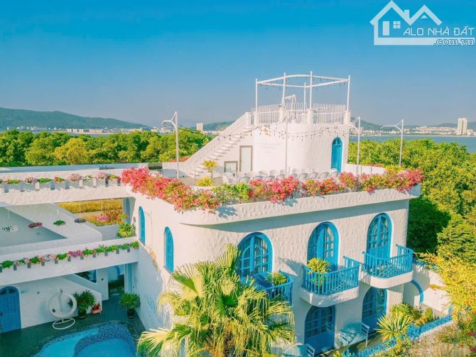 ĐẲNG CẤP NGHỈ DƯỠNG, VỊNH ĐẸP NHẤT ĐÔNG NAM Á - 7