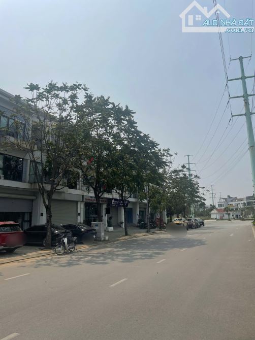 Bán shophouse liền kề kđt sinh thái Tasco Xuân Phương 90m2 đường 2 MT 6m đường rộng 40m Na - 7