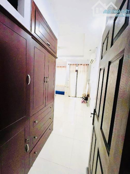 BÁN NHÀ 🏡 HẺM XE HƠI 4M – NHÀ ĐẸP 4 TẦNG BTCT  Lý Thường Kiệt, P.9, Q.Tân Bình. DT 65m² - 7