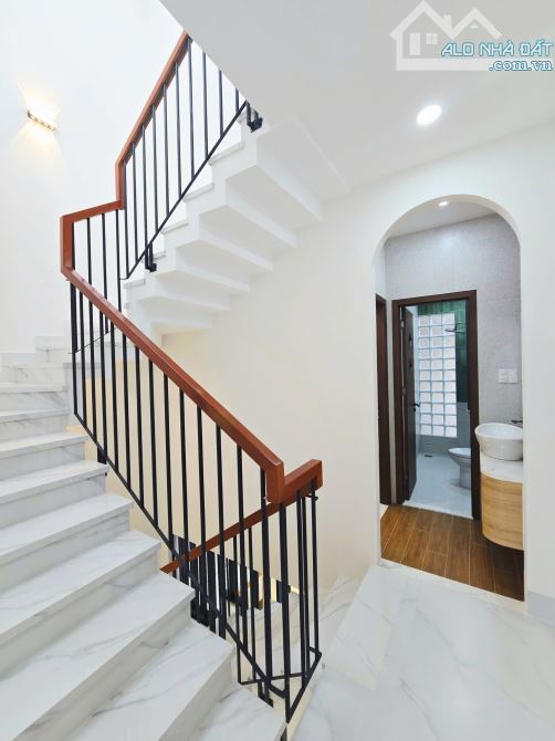 Chính Chủ Bán Nhà Đẹp 52m2 - 3 Tầng Mới 100% - Hẻm Xe Hơi 6m - Thủ Đức (Q9 cũ) - 7