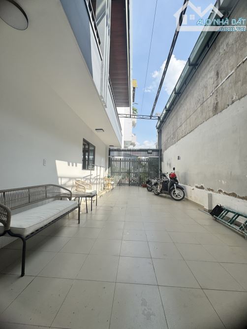 Siêu phẩm đường Nguyễn Văn Quỳ ngang hơn 8m mà chỉ 106 triệu/1m2. - 7