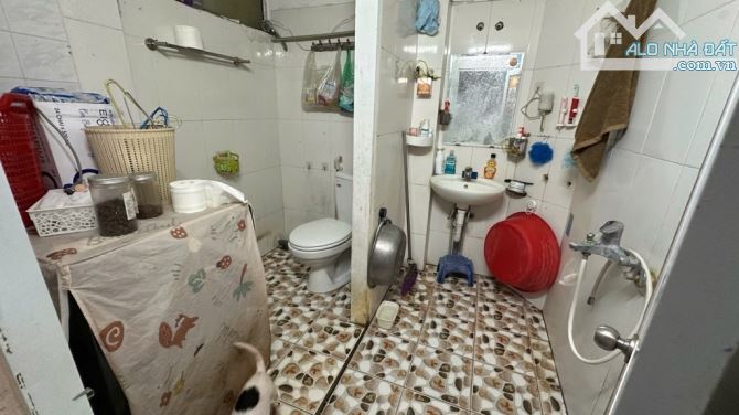 Bán căn tập thể Kim Liên tầng 4 , vị trí đẹp - 7