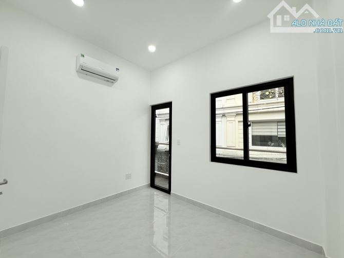 HÀNG HIẾM - NHÀ 2 TẦNG MỚI ĐẸP, HXH TỚI NHÀ - NGANG 7.3m BỀ THẾ , LÊ QUANG ĐỊNH, 5.x TỈ TL - 7