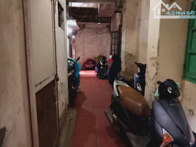 Bán nhà mặt phố Hàng Bông, Lãi 835 tỷ - 382m2, mặt tiền: 13,2m, Giá bán 228 tỷ gần Bờ Hồ