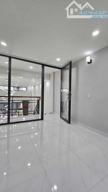 MẶT TIỀN KINH DOANH TÂN MỸ NGANG 5 DÀI 10 Q7 - 8